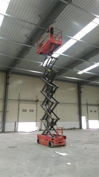 洛阳升降机租赁2