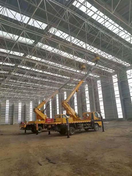 车载臂式高空车